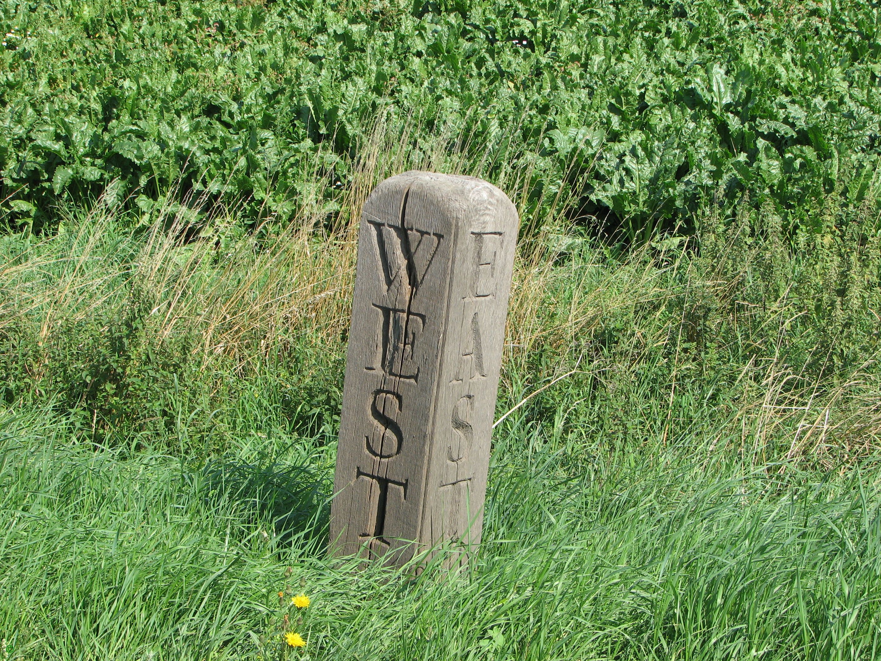 Greenwich Meridian Marker; England; Cambridgeshire; Doddinton